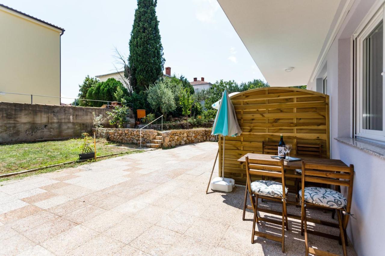 Golden Island Apartments Krk Town Exterior foto